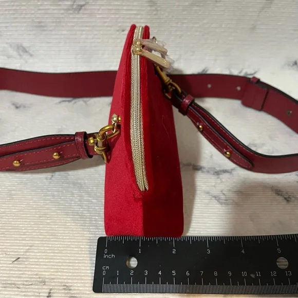 Dior Beauty Red Mini Velvet Bag - Picture 17 of 17